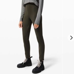 Lululemon here to there pants